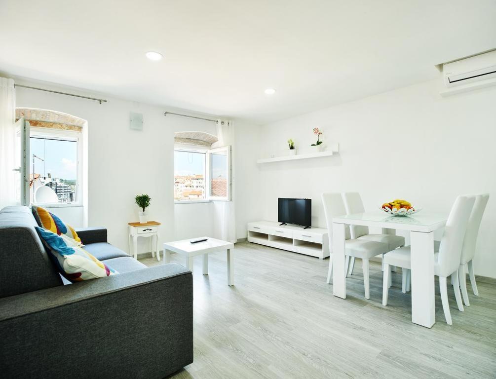 Roviv Apartments In The Old Town By Irundo Rovinj Extérieur photo