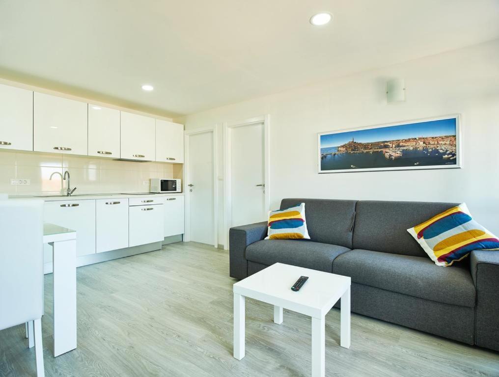Roviv Apartments In The Old Town By Irundo Rovinj Extérieur photo